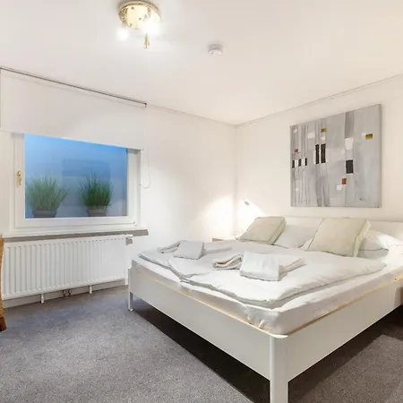Apartment 20 App 2
