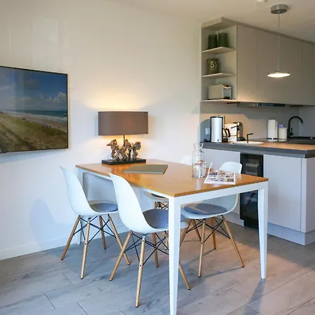 20 App 2 Apartment *